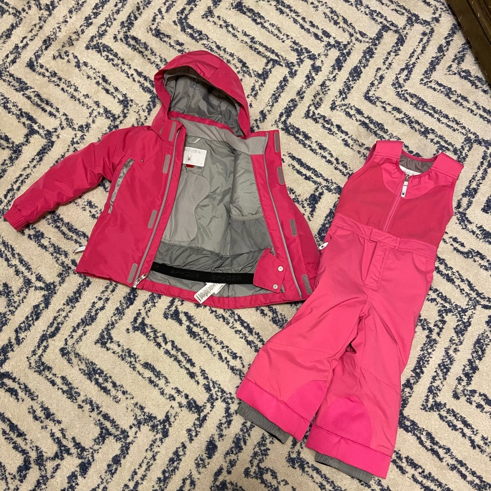 Spyder ski coat and pant set. Pink. Size 4 toddler. Small to tall.